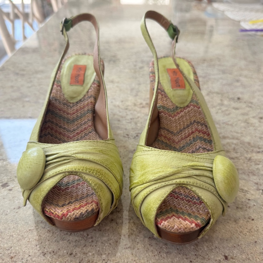 Stylish Green Slingback Women's Shoes